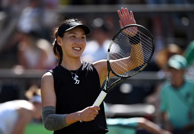 加倾向于 加倾向于