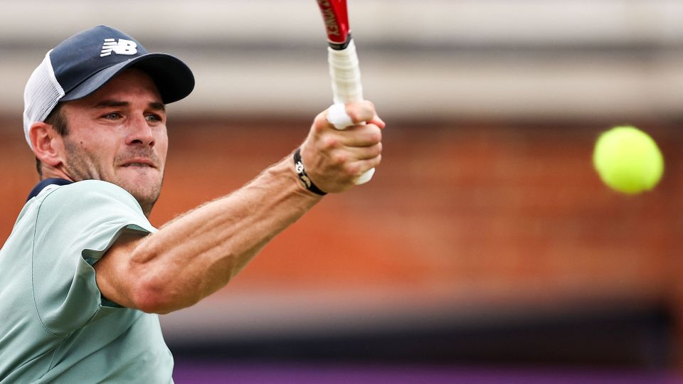 线条更接近 线条更接近